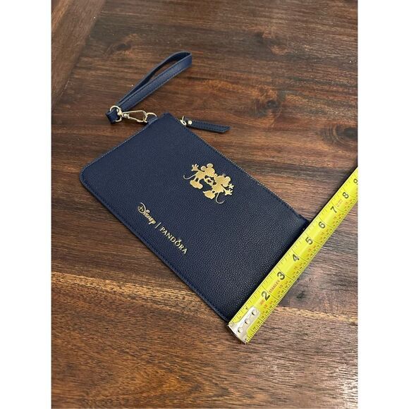 Disney Parks Pandora clutch - Picture 3 of 5
